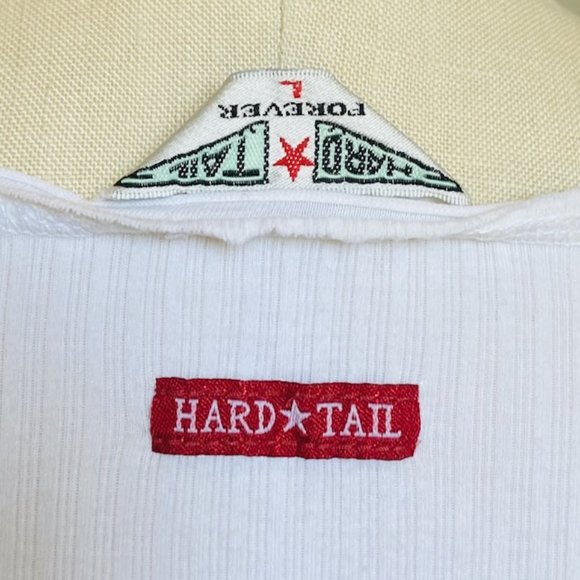 2 Hard Tail Forever T-shirts - Size L (but fits smaller sizes too!) - Picture 4 of 8